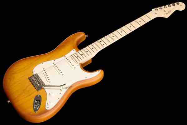 Fender Exclusive Am Strat MN STN HNYB
