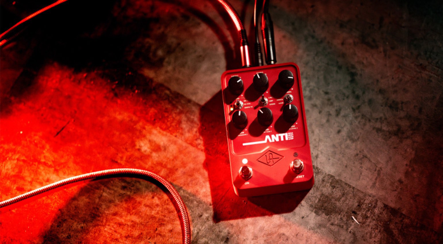 UAFX Anti 1992- Unleash the Fury of the 5150 in a Pedal