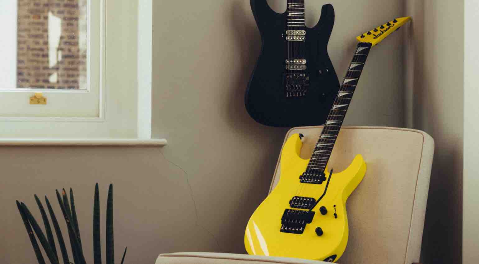American Series Soloist SL2 DX