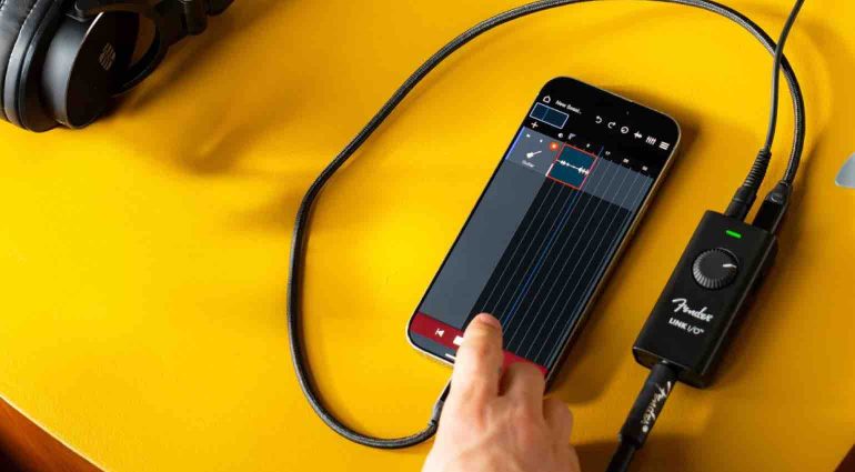 Fender Studio Unleashes "Ultimate App for Recording and Jamming," Revolutionizing Music Creation for All